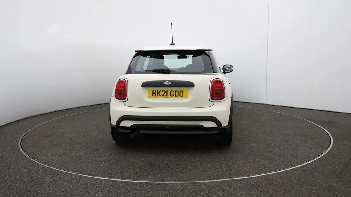 2021-mini-cooper-15-one-classic-3d-big-55