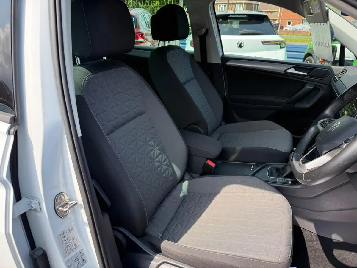 2021-volkswagen-tiguan-15-tsi-life-150ps-dsg-big-25