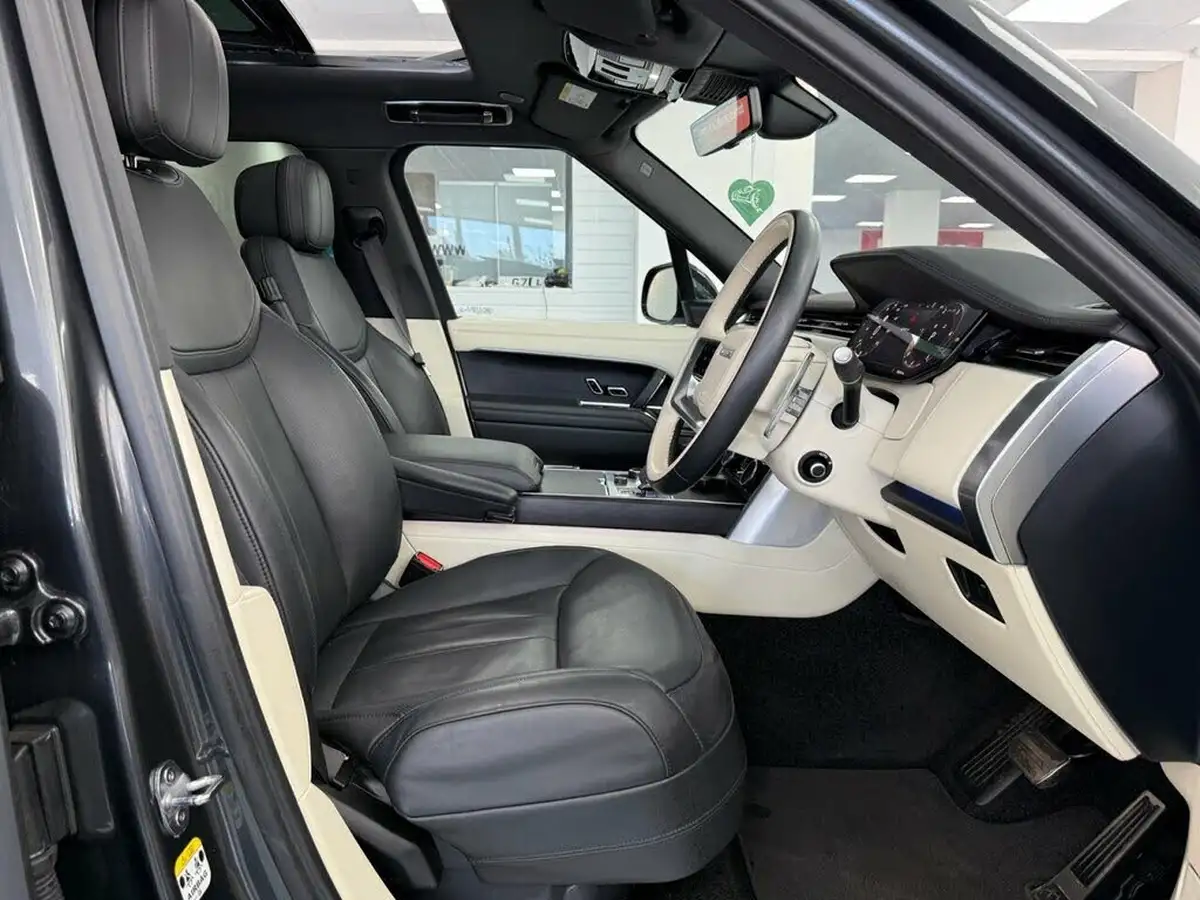 2022-land-rover-range-rover-30-d350-hse-big-58
