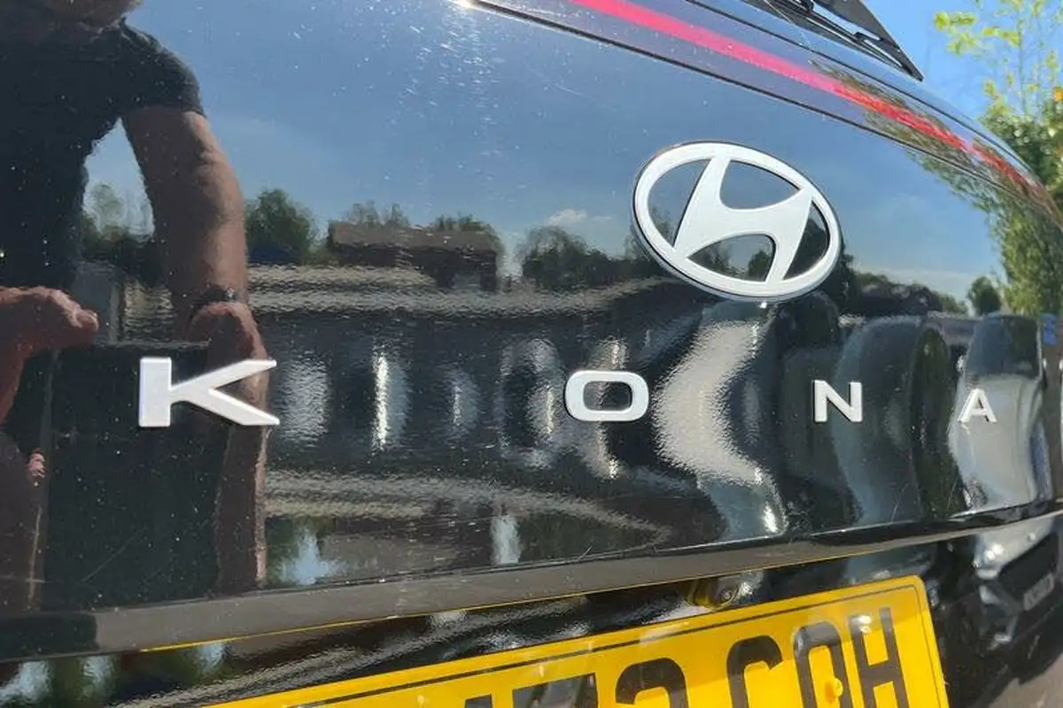 2023-hyundai-kona-10-t-gdi-n-line-s-dct-big-24
