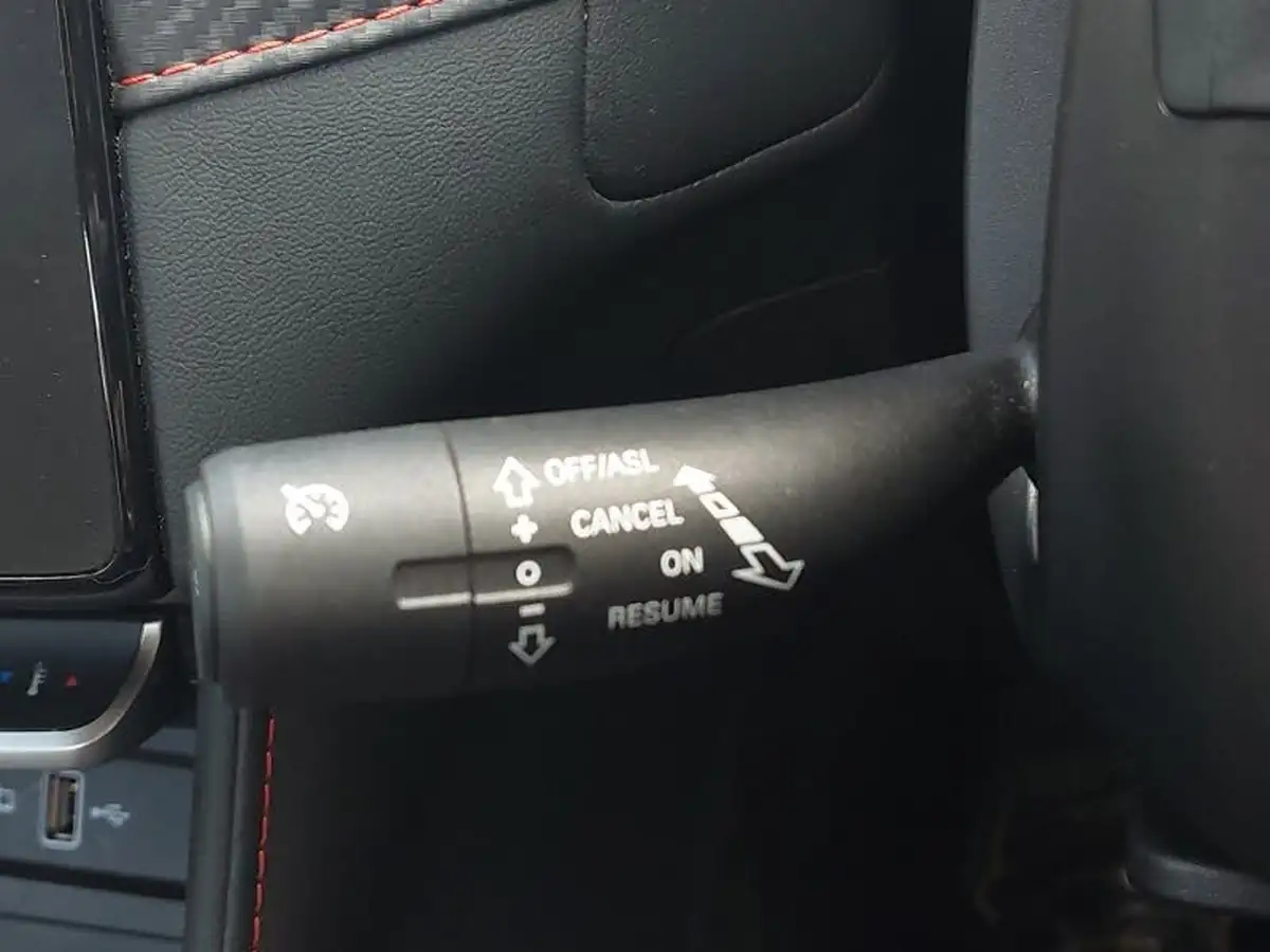2021-mg-zs-suv-15-vti-tech-exclusive-big-15