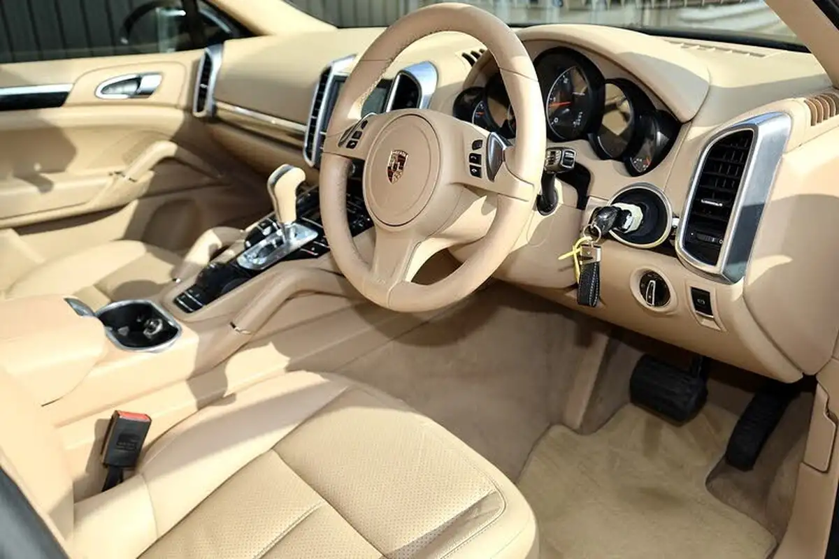 2014-porsche-cayenne-30td-platinum-edition-big-6