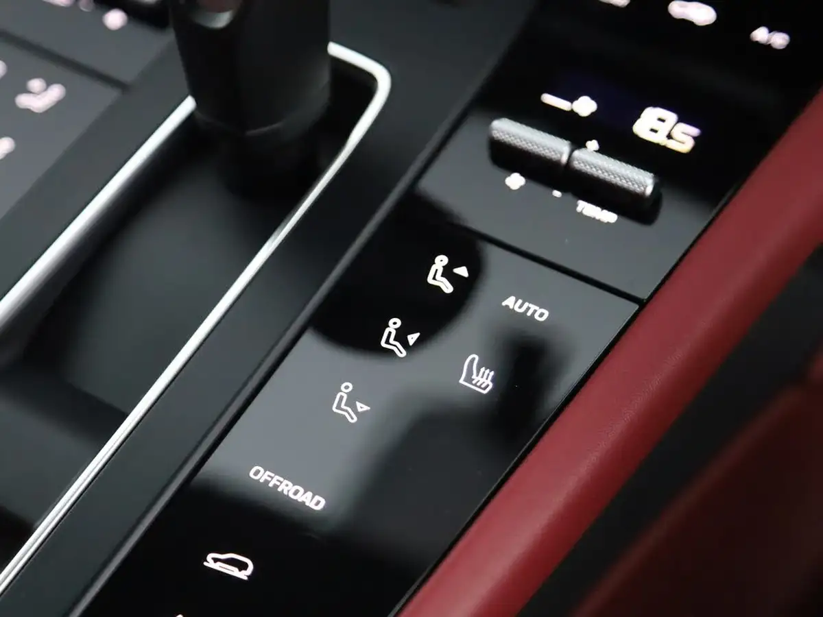 2023-porsche-macan-29-v6-s-big-14