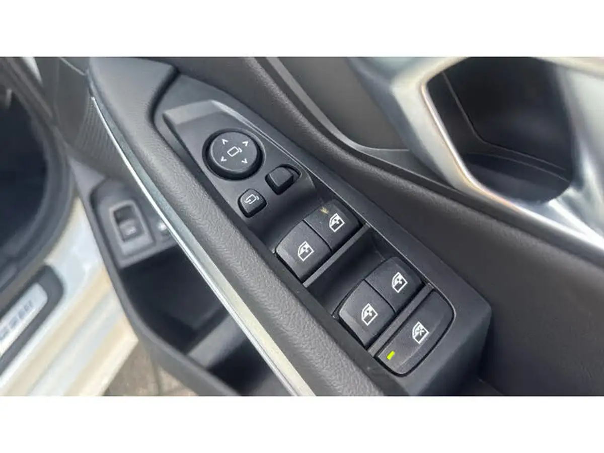 2024-bmw-3-series-20-330e-m-sport-touring-5d-big-23