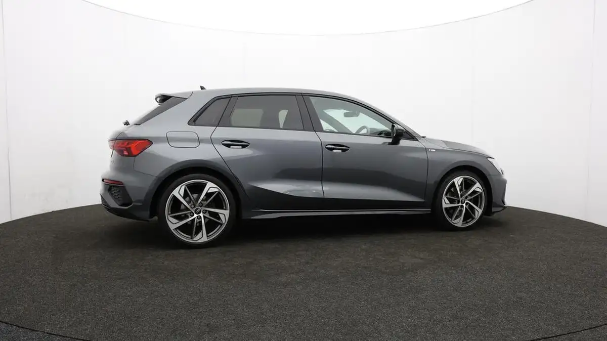 2022-audi-a3-15-35-tfsi-edition-1-sportback-5d-big-38