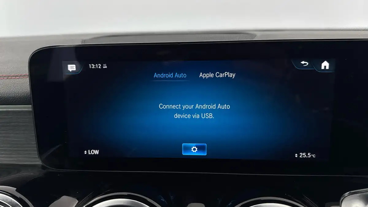2022-mercedes-benz-eqb-e-eqb-300-amg-line-big-20