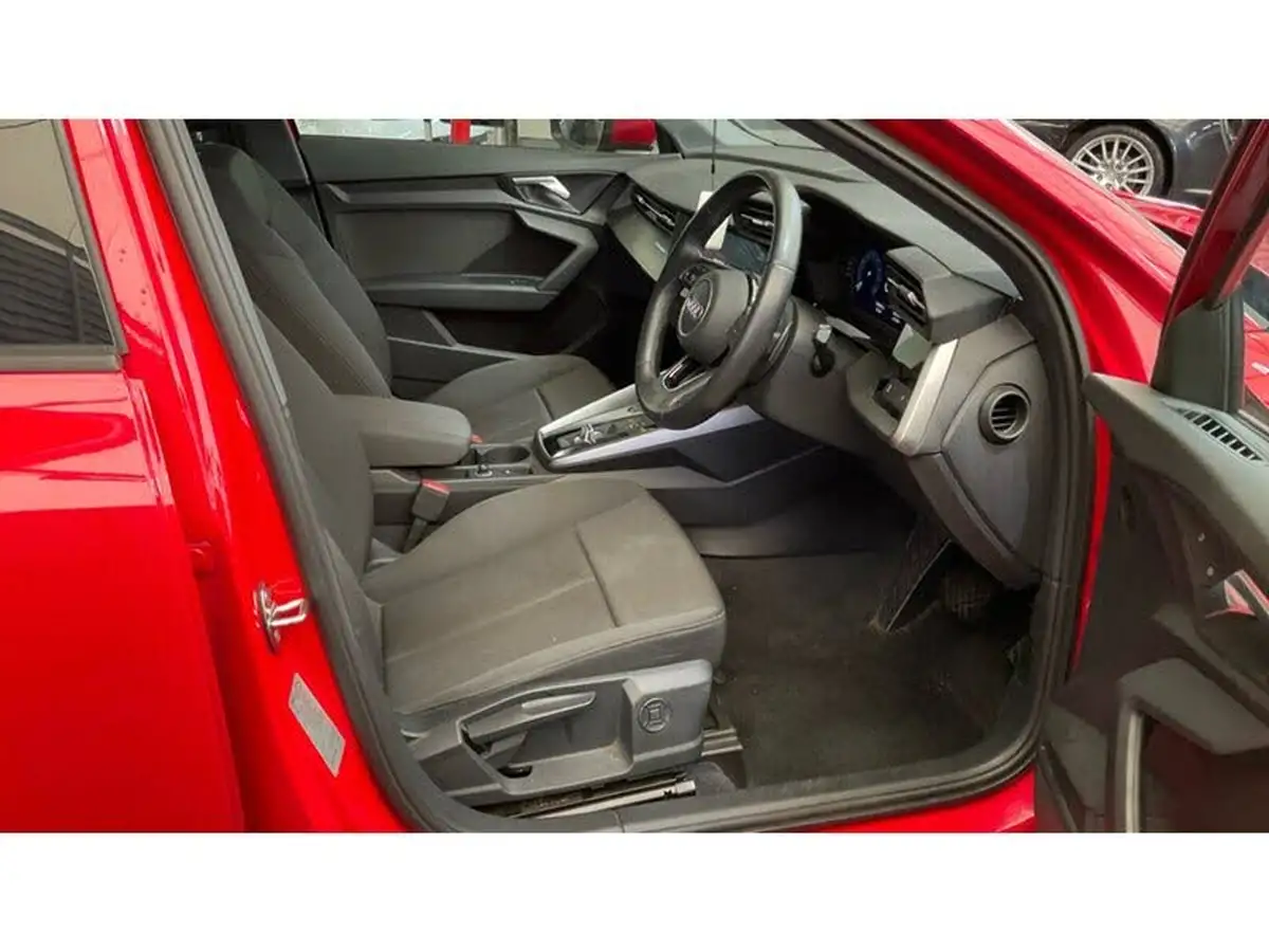2021-audi-a3-15-35-tfsi-technik-s-tronic-big-2