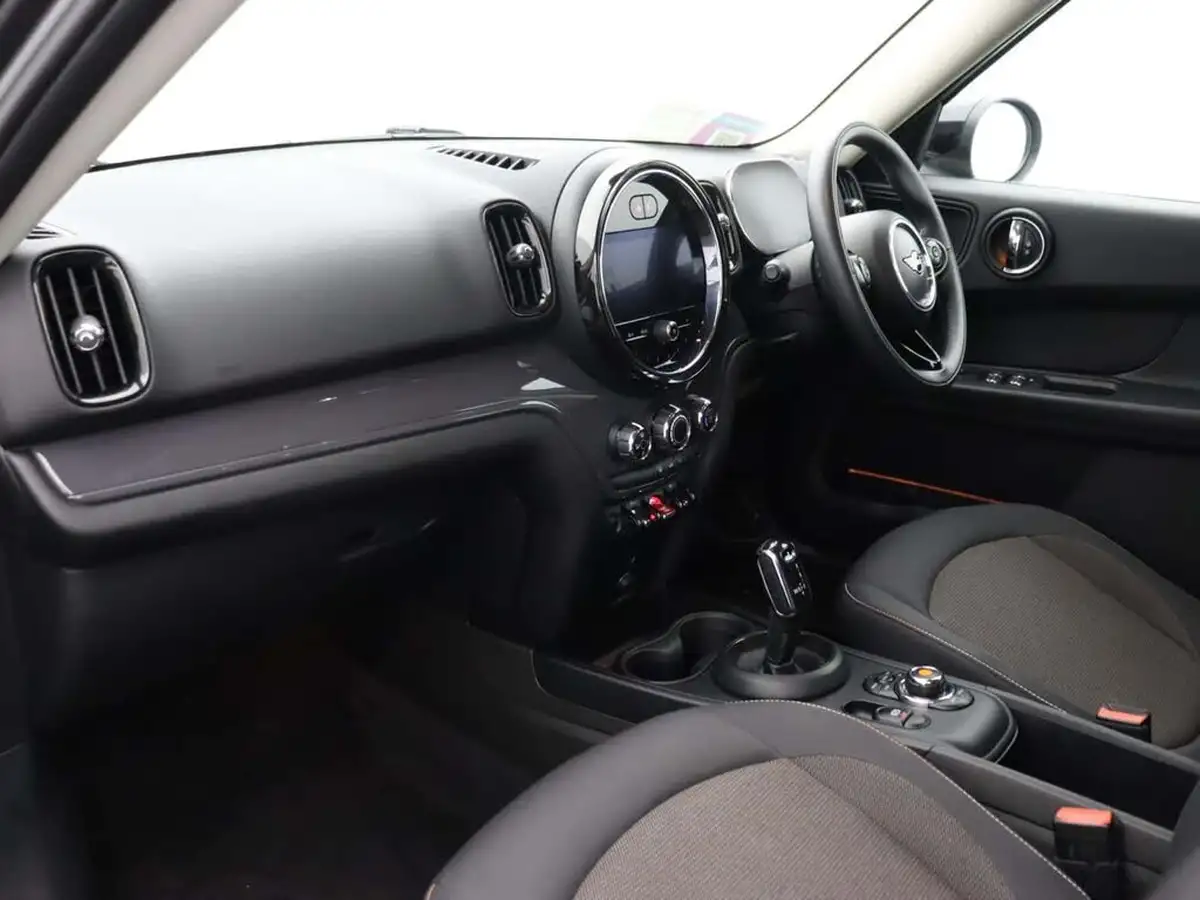 2020-mini-countryman-15-cooper-classic-auto-big-18