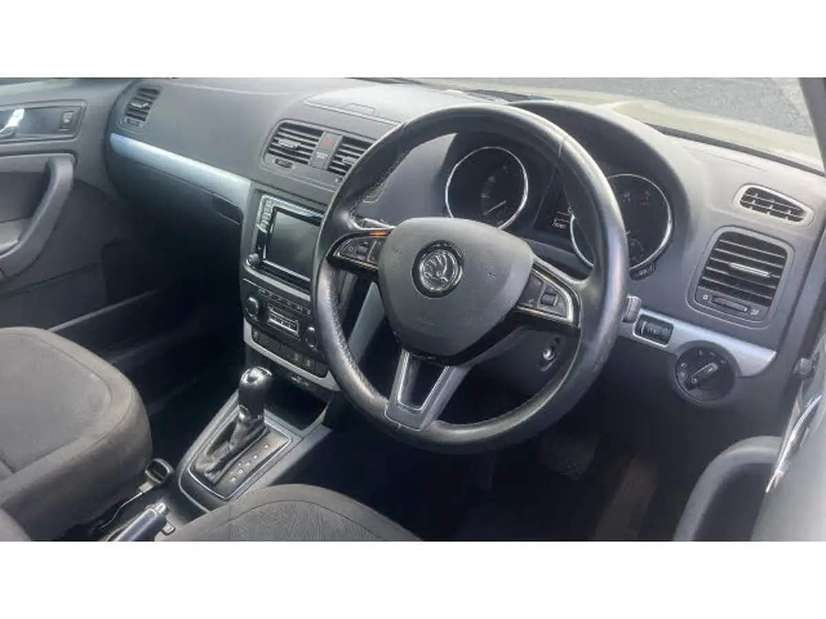 2016-skoda-yeti-12-tsi-se-dsg-big-10