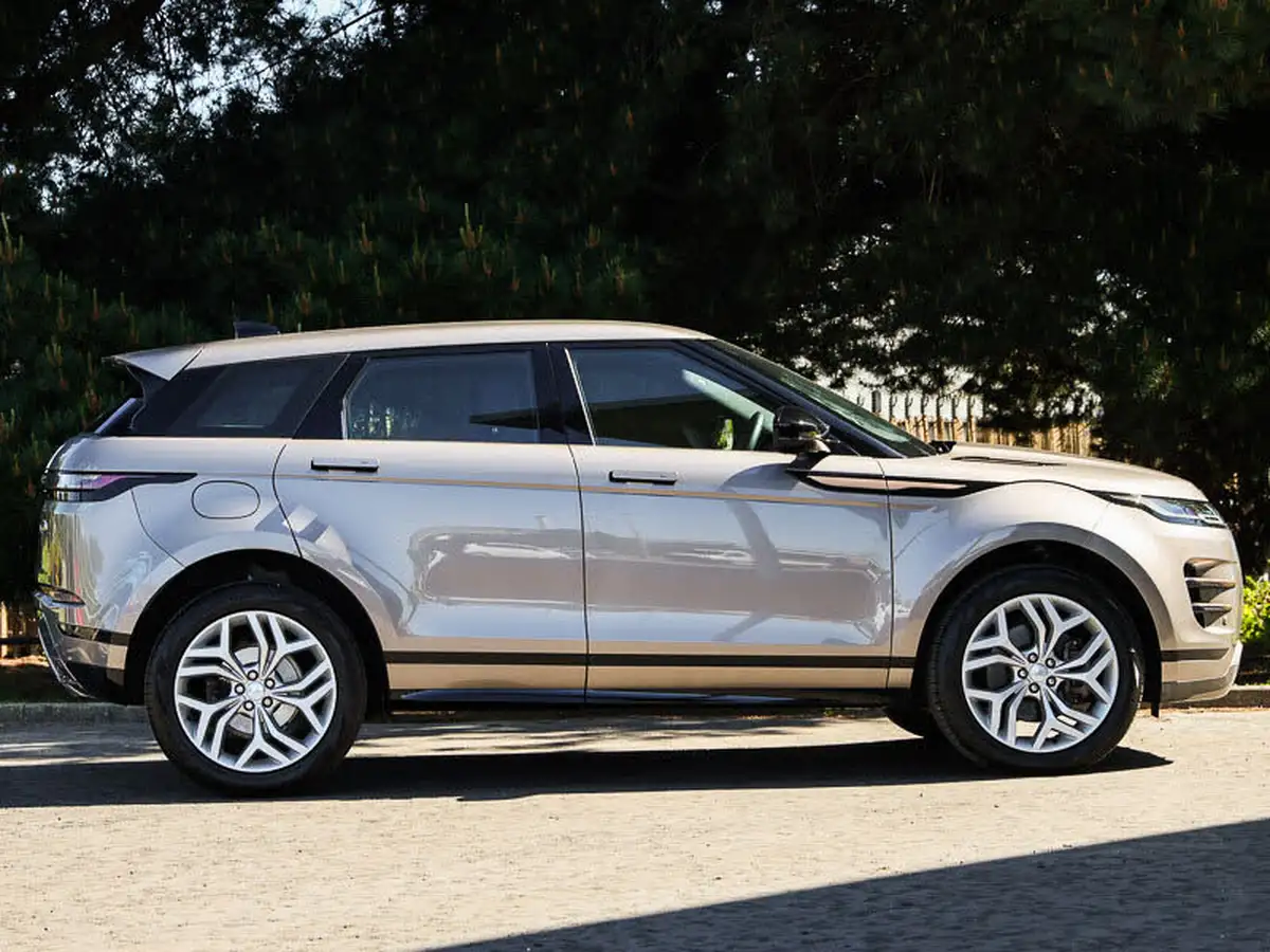 2022-land-rover-range-rover-evoque-20-d200-r-dynamic-se-big-3