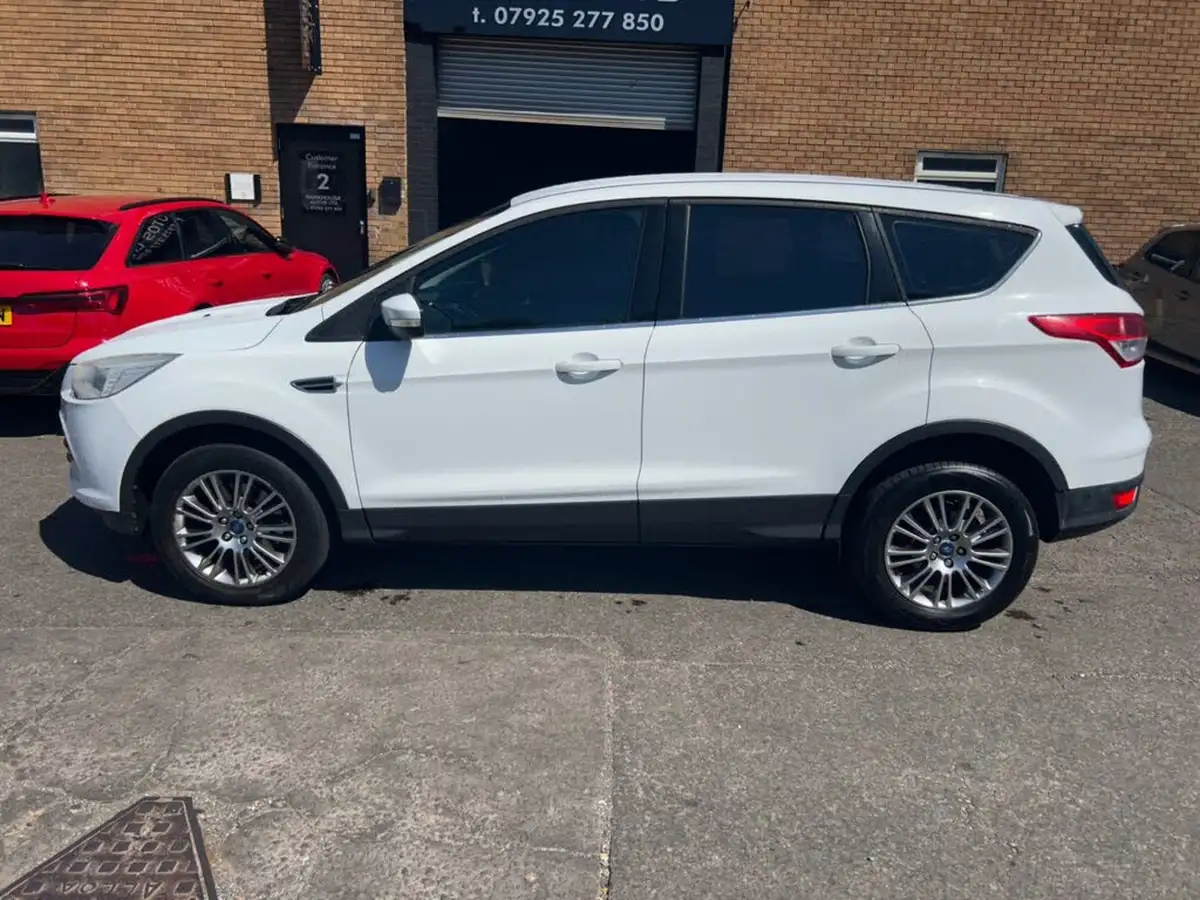2013-ford-kuga-20tdci-titanium-163ps-awd-big-2