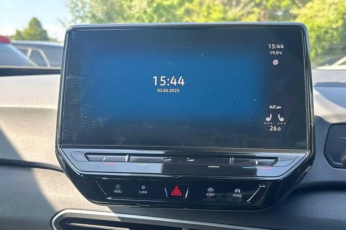 2020-volkswagen-id3-e-life-big-11