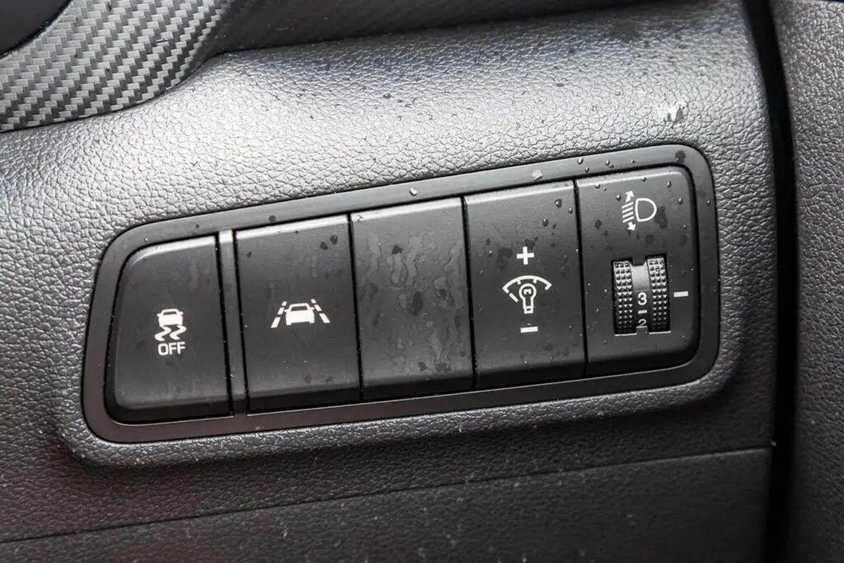 2021-hyundai-tucson-16crdi-se-nav-115ps-big-37