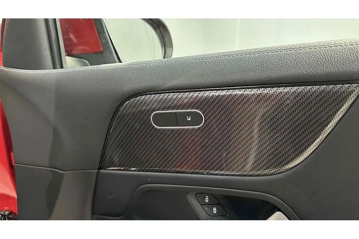 2021-mercedes-benz-gla-class-13-gla-250e-exclusive-edition-big-32
