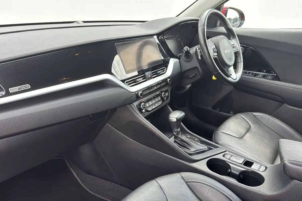 2022-kia-niro-16-gdi-3-156kwh-big-10