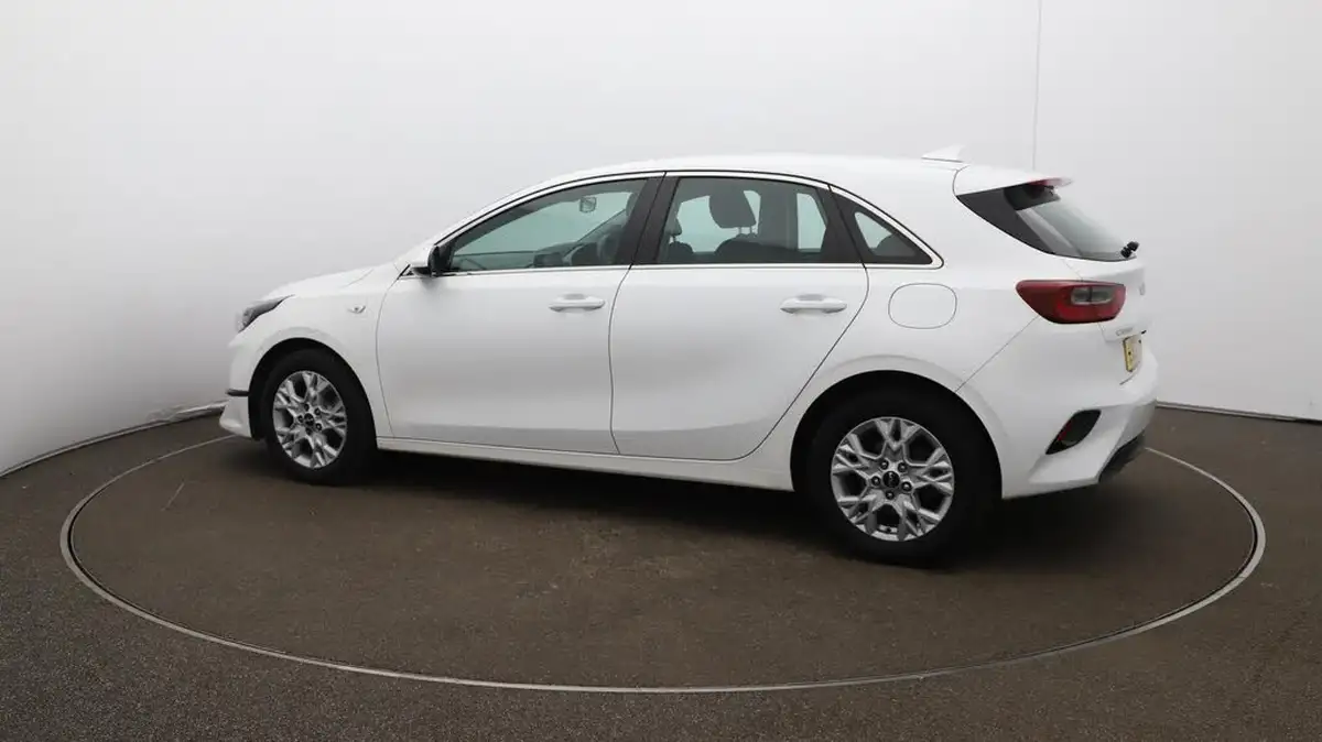2021-kia-ceed-10-t-gdi-2-hatchback-big-46