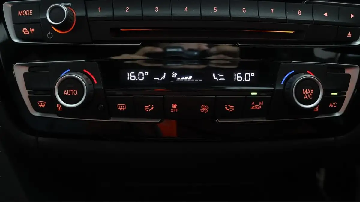 2018-bmw-3-series-20-320i-xdrive-m-sport-shadow-edition-touring-5d-auto-big-12