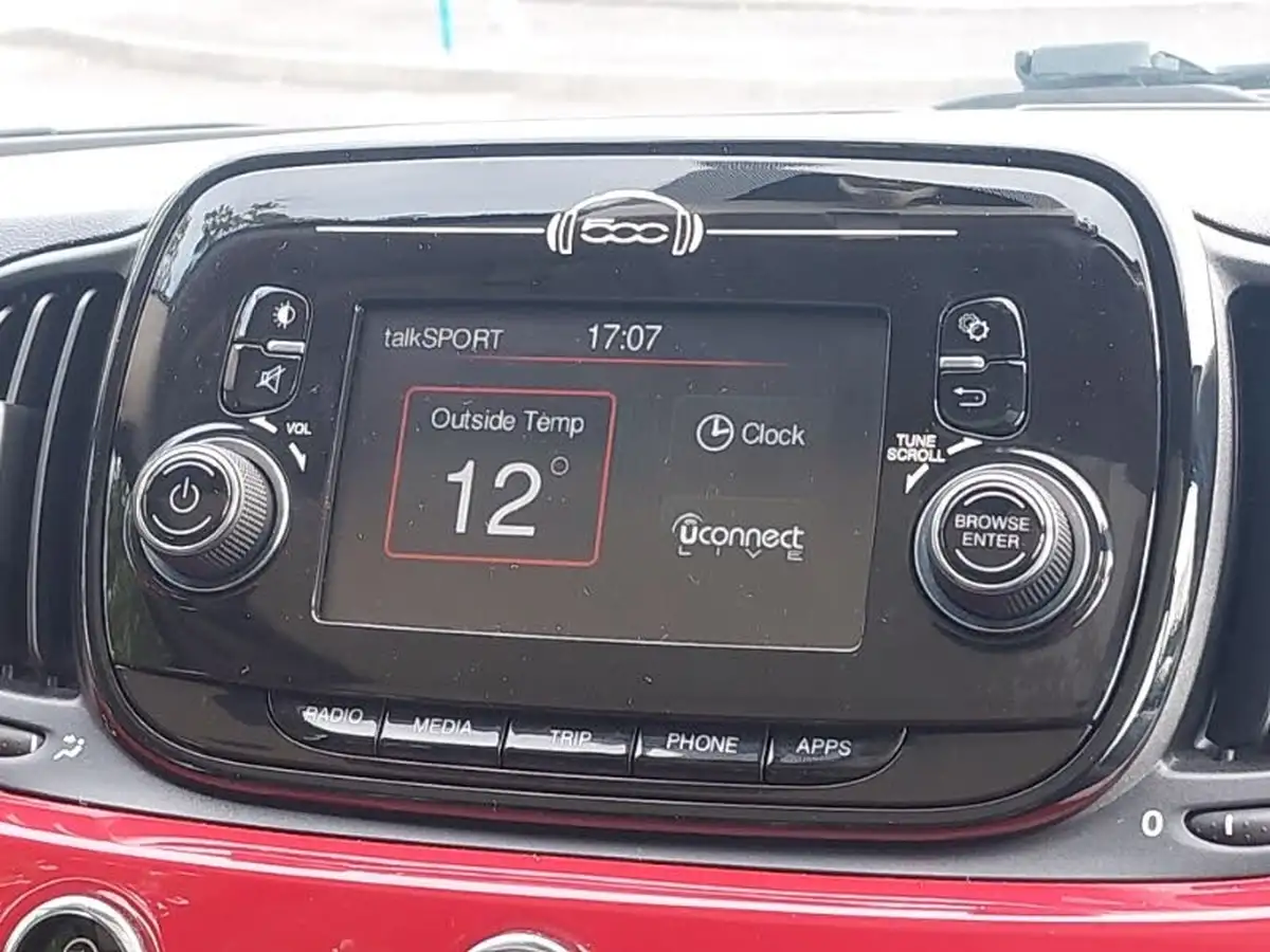 2018-fiat-500-12-lounge-big-15