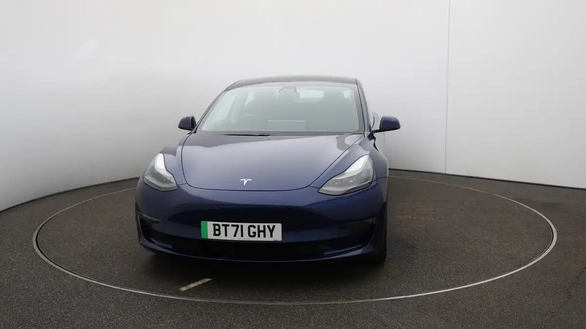 2021-tesla-model-3-e-long-range-awd-big-31