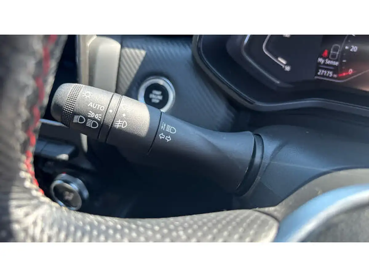 2022-renault-clio-10-tce-rs-line-rs-line-big-25