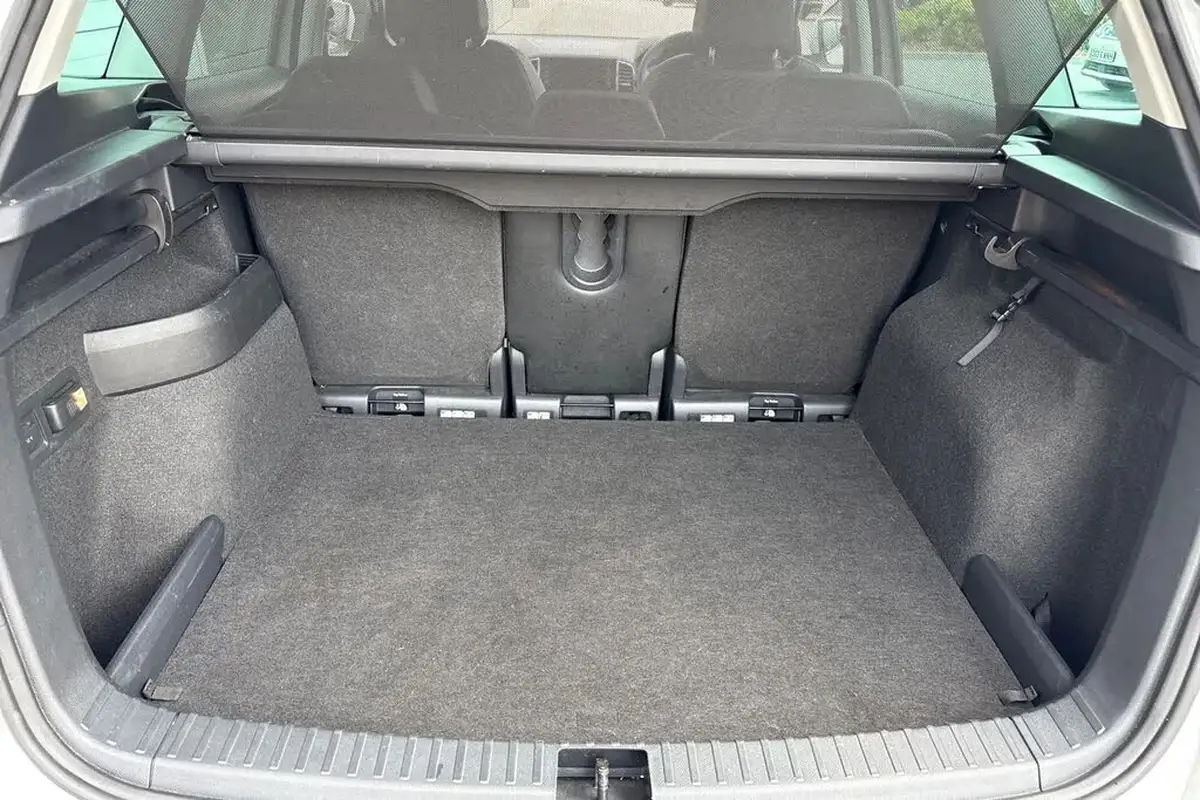 2020-skoda-karoq-15-tsi-se-l-big-9