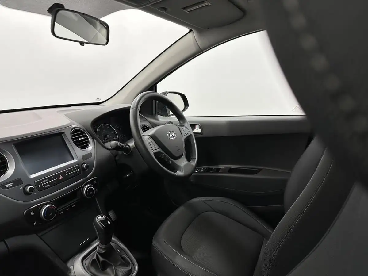 2018-hyundai-i10-12-premium-se-auto-big-26