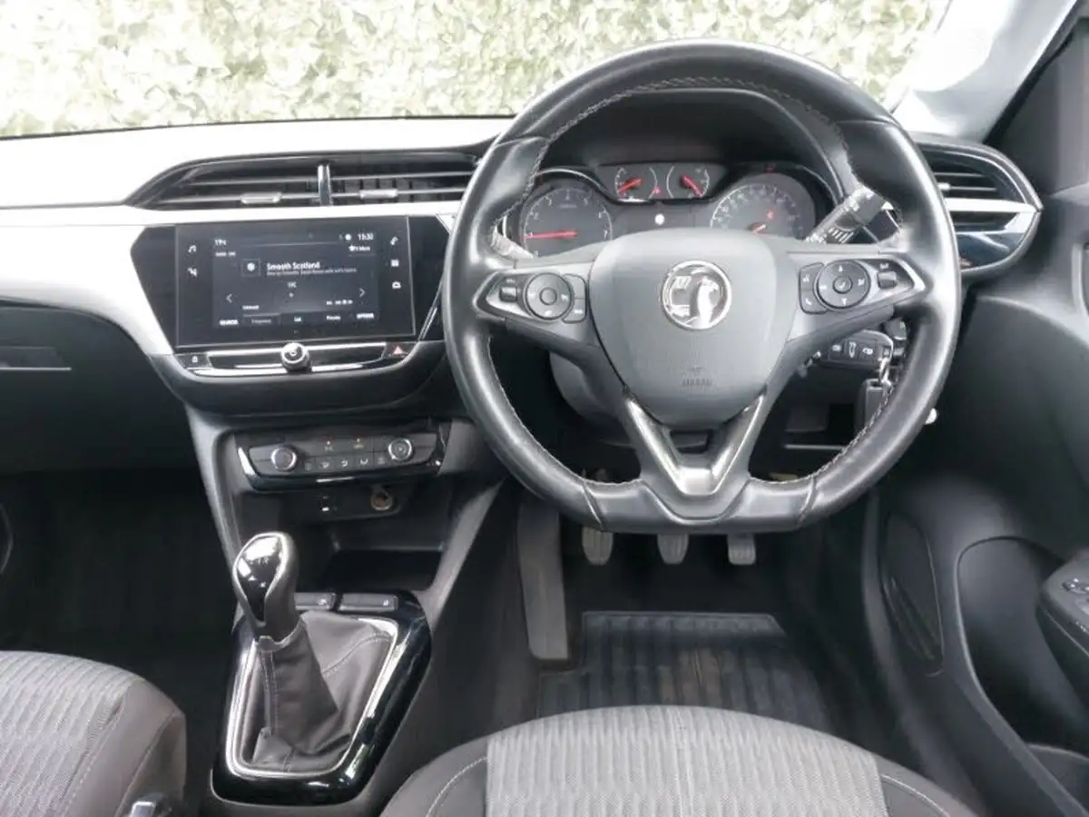 2022-vauxhall-corsa-12i-design-big-6