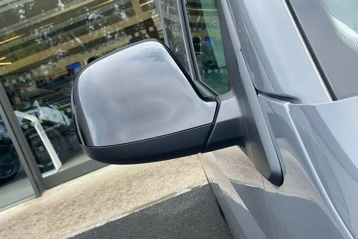 2024-volkswagen-transporter-20bitdi-t32-sportline-bmt-swb-panel-van-big-47