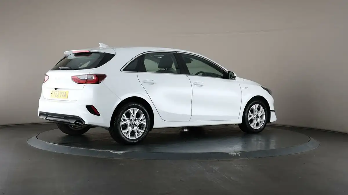 2021-kia-ceed-10-t-gdi-2-hatchback-big-64