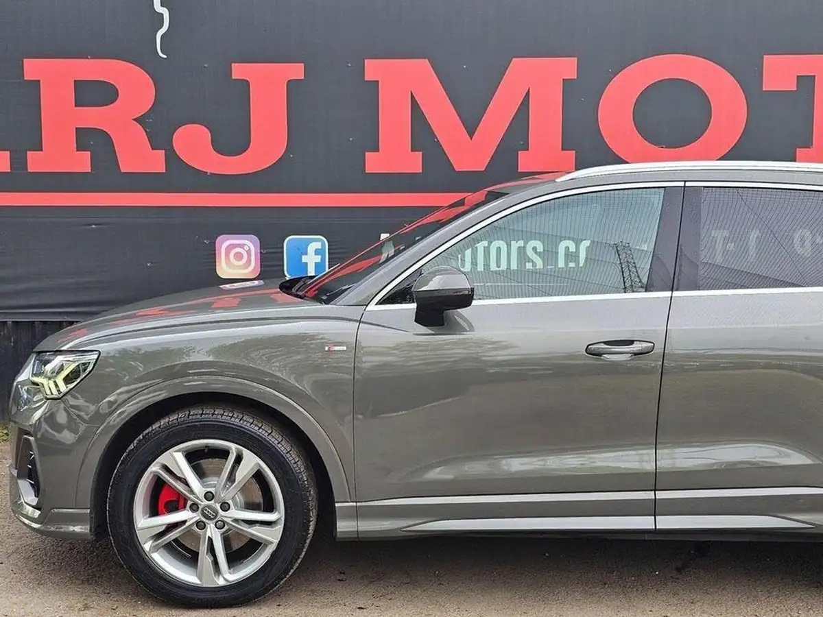2019-audi-q3-20-40-tfsi-s-line-big-27