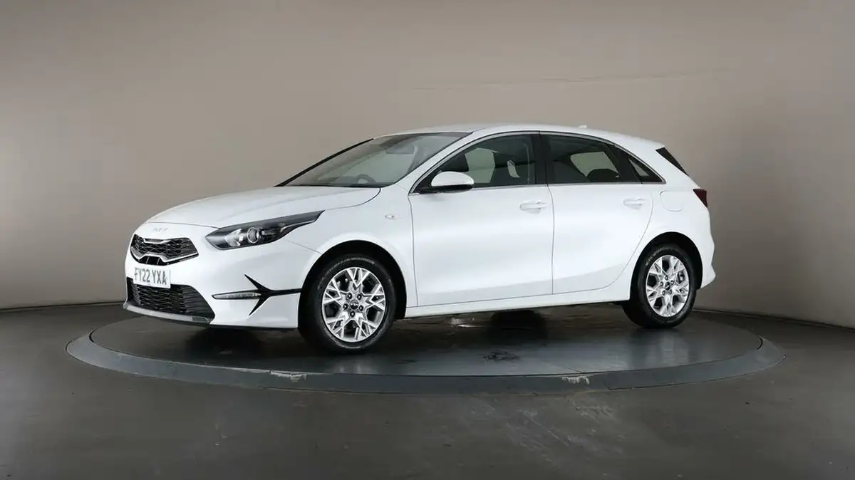 2021-kia-ceed-10-t-gdi-2-hatchback-big-40
