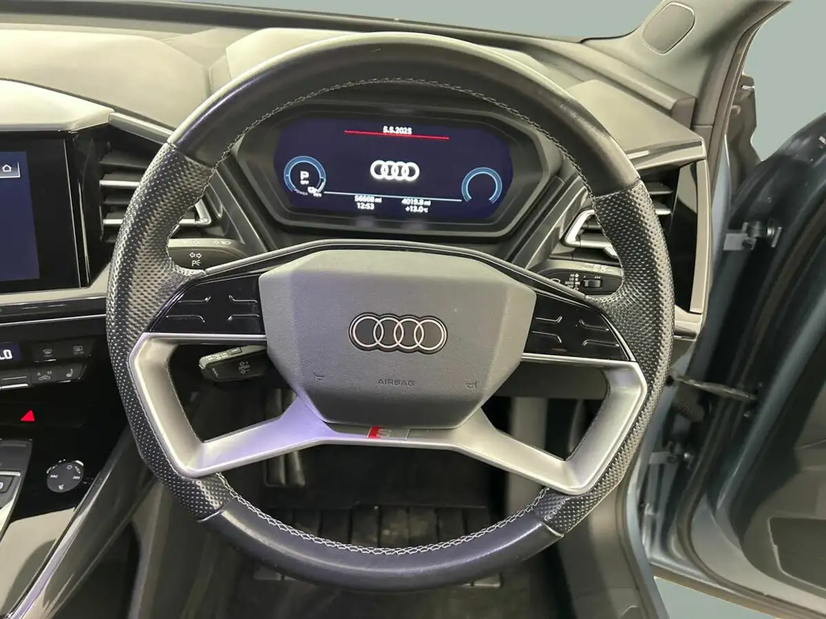 2021-audi-q4-e-tron-35e-s-line-station-wagon-big-27