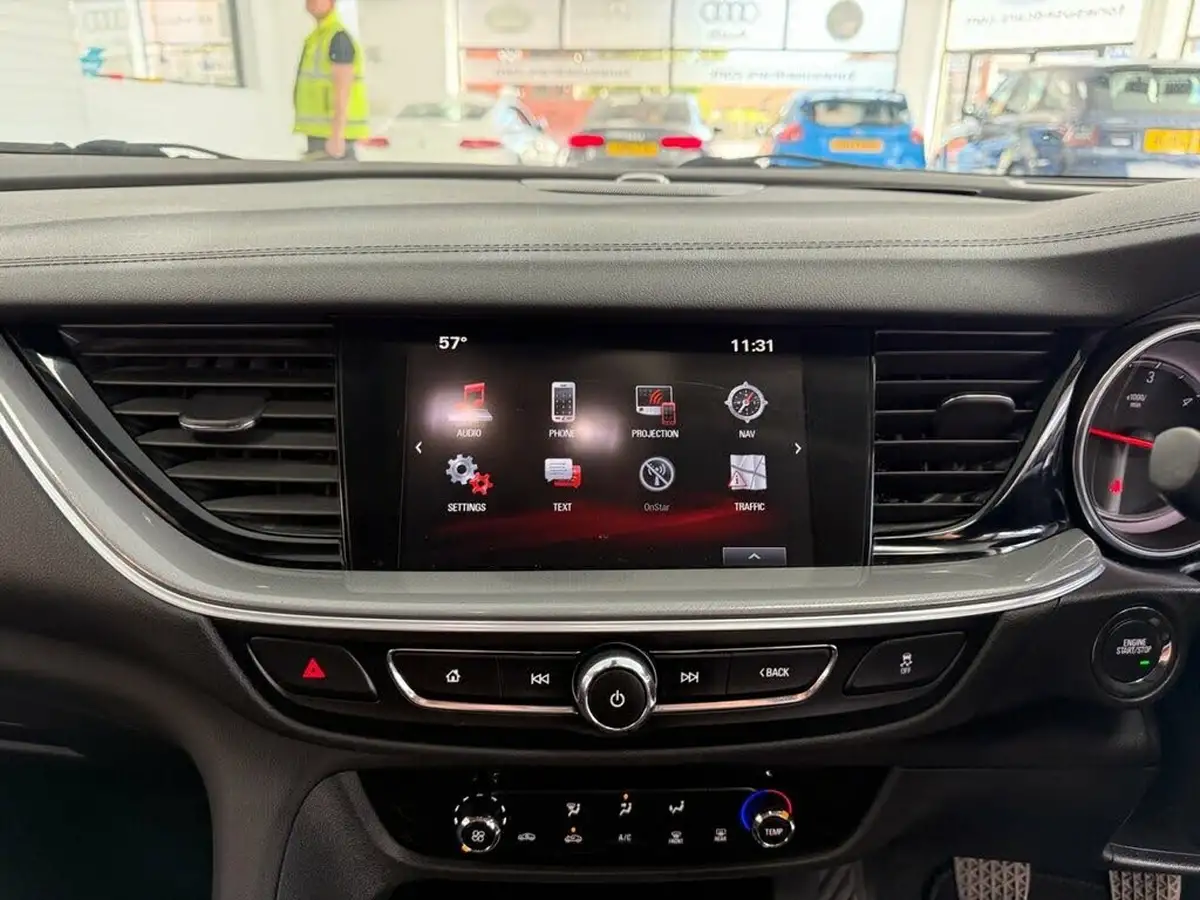 2017-vauxhall-insignia-grand-sport-16td-design-136ps-ecotec-big-35