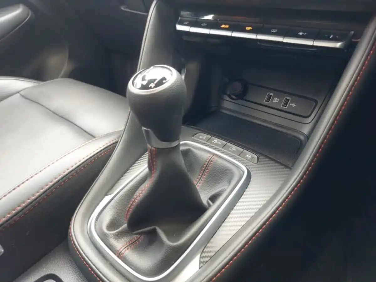 2023-mg-zs-suv-15-vti-tech-exclusive-big-13