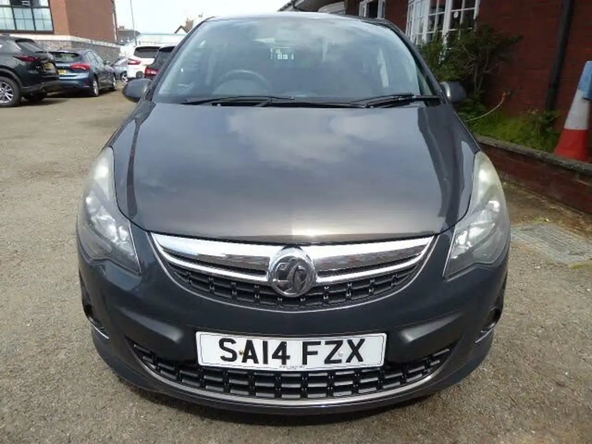 2014-vauxhall-corsa-14-sxi-5d-big-3