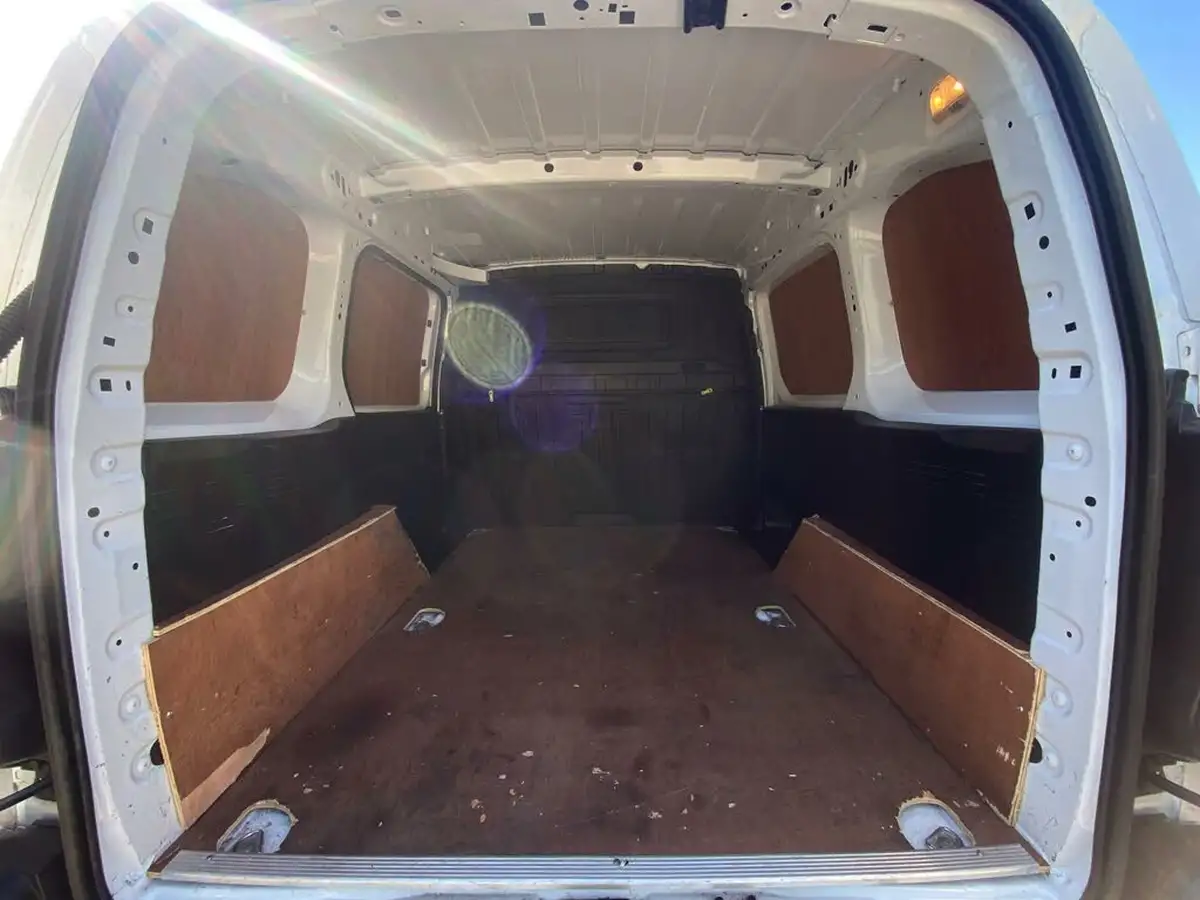 2021-peugeot-partner-15-bluehdi-1000-professional-100ps-eu6dt-panel-big-41