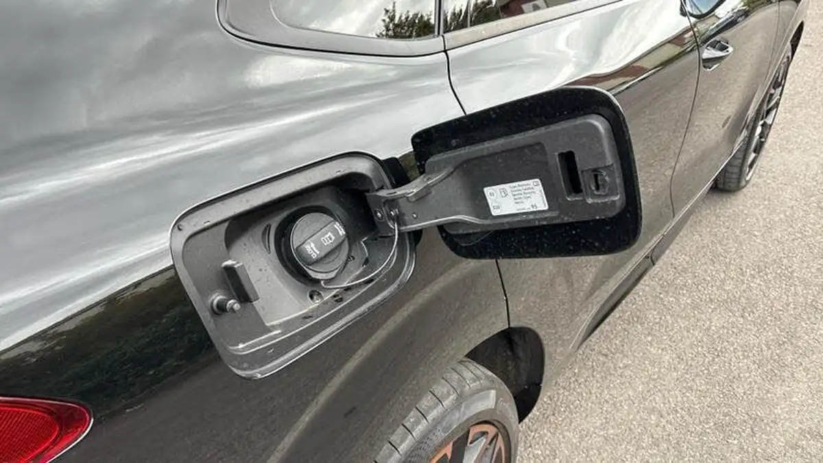 2025-cupra-terramar-15-e-hybrid-vz-first-edition-big-15