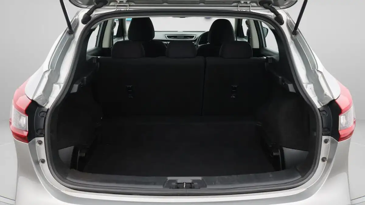 2018-nissan-qashqai-12-dig-t-acenta-big-17