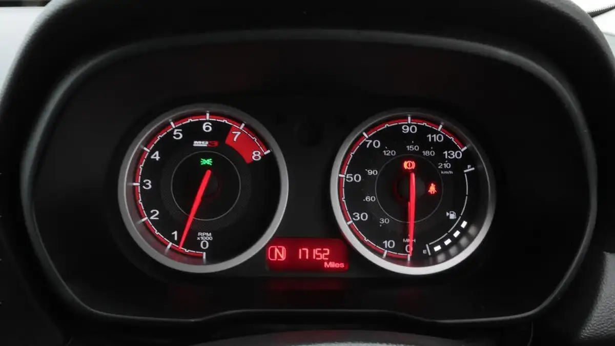2022-mg-mg3-15-vti-tech-exclusive-nav-big-10