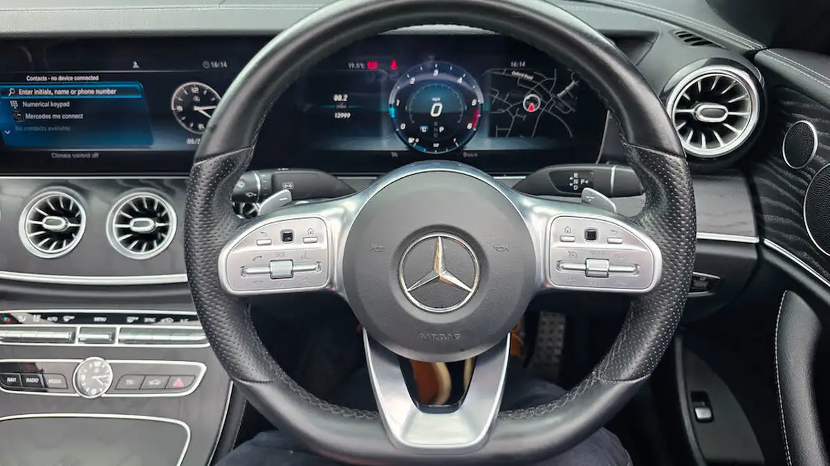 2020-mercedes-benz-e-class-20d-e220d-amg-line-premium-cabriolet-2d-big-26