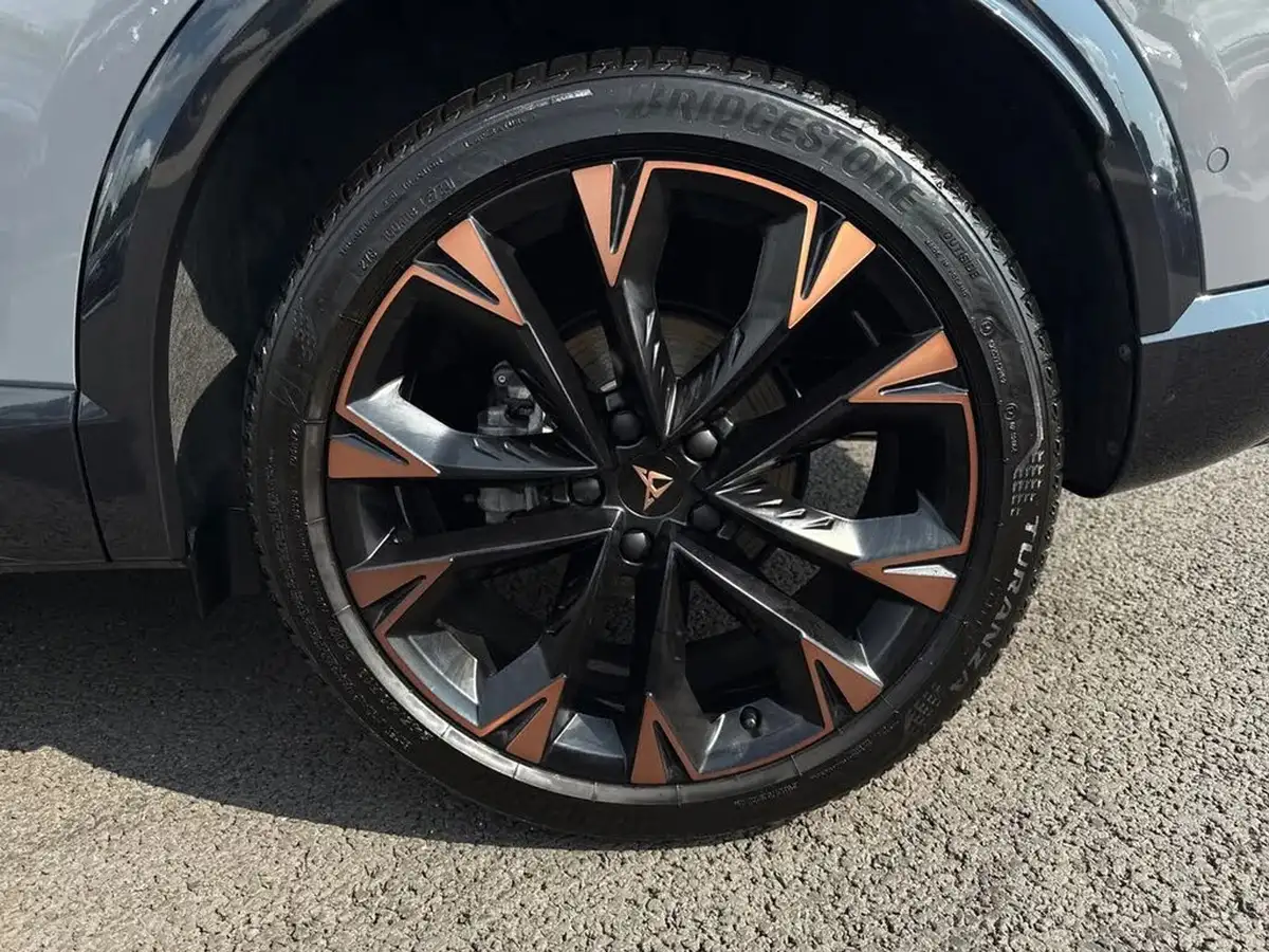 2024-cupra-formentor-15-e-hybrid-v3-big-21