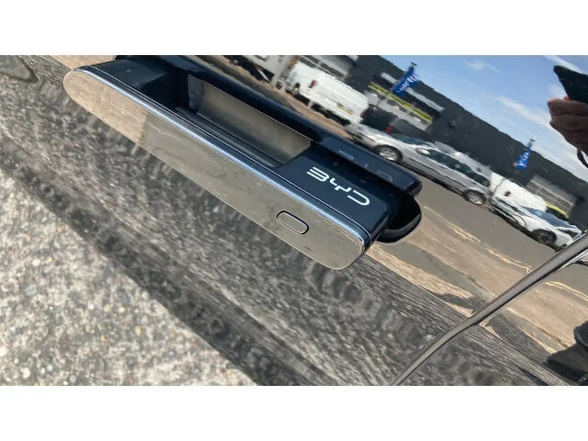 2025-byd-seal-e-design-big-20