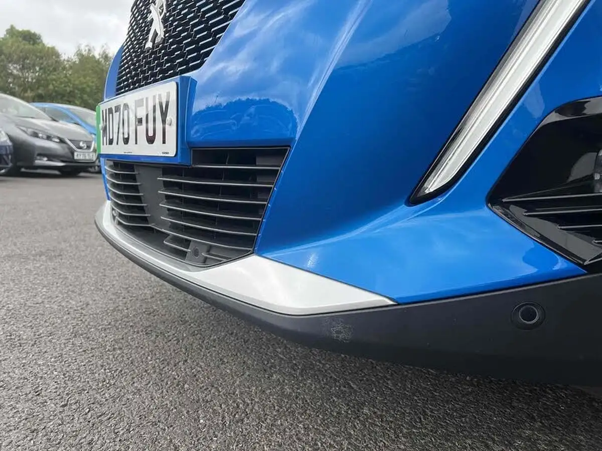 2021-peugeot-2008-suv-e-gt-premium-big-15