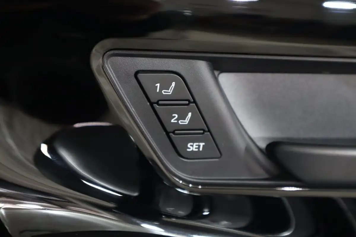 2023-subaru-solterra-e-touring-big-27