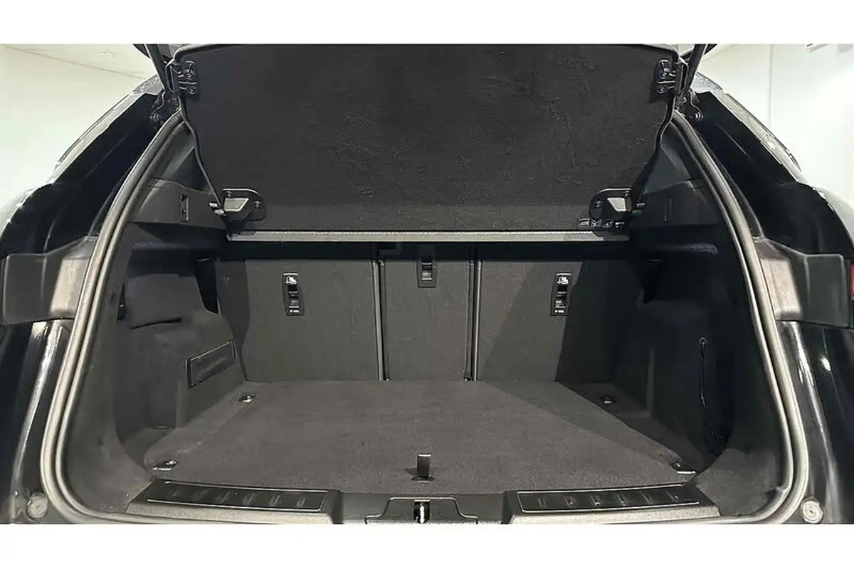 2021-land-rover-range-rover-evoque-15-p300e-r-dynamic-s-big-51