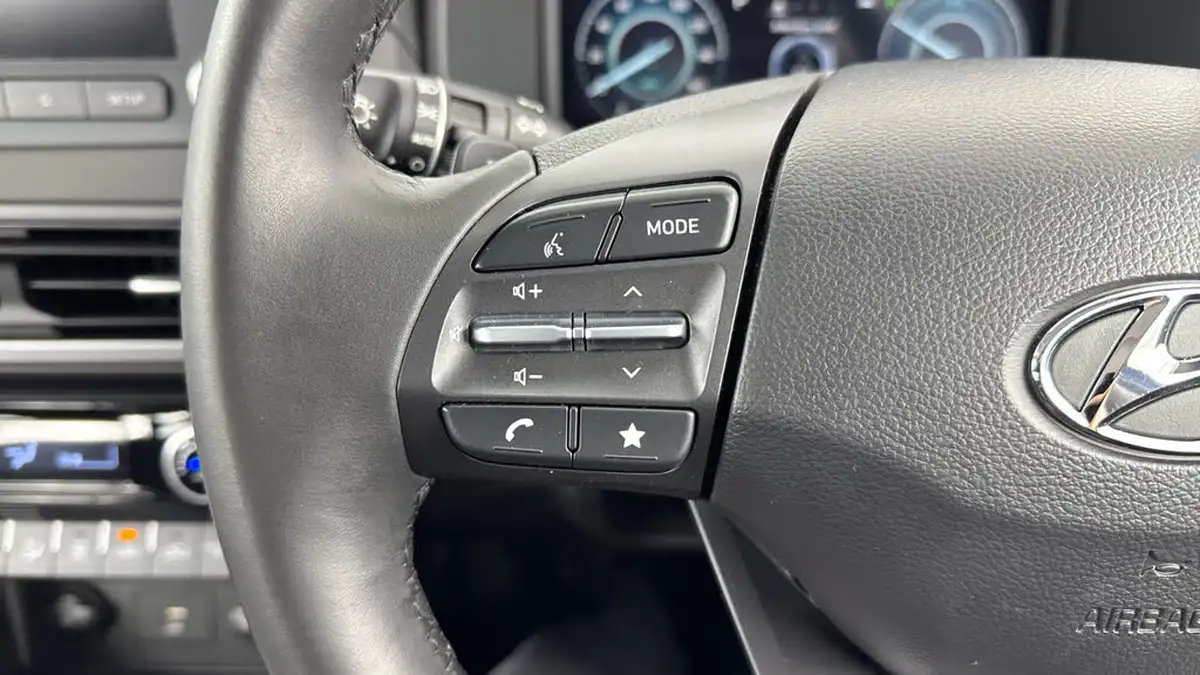 2023-hyundai-kona-16-gdi-se-connect-big-21