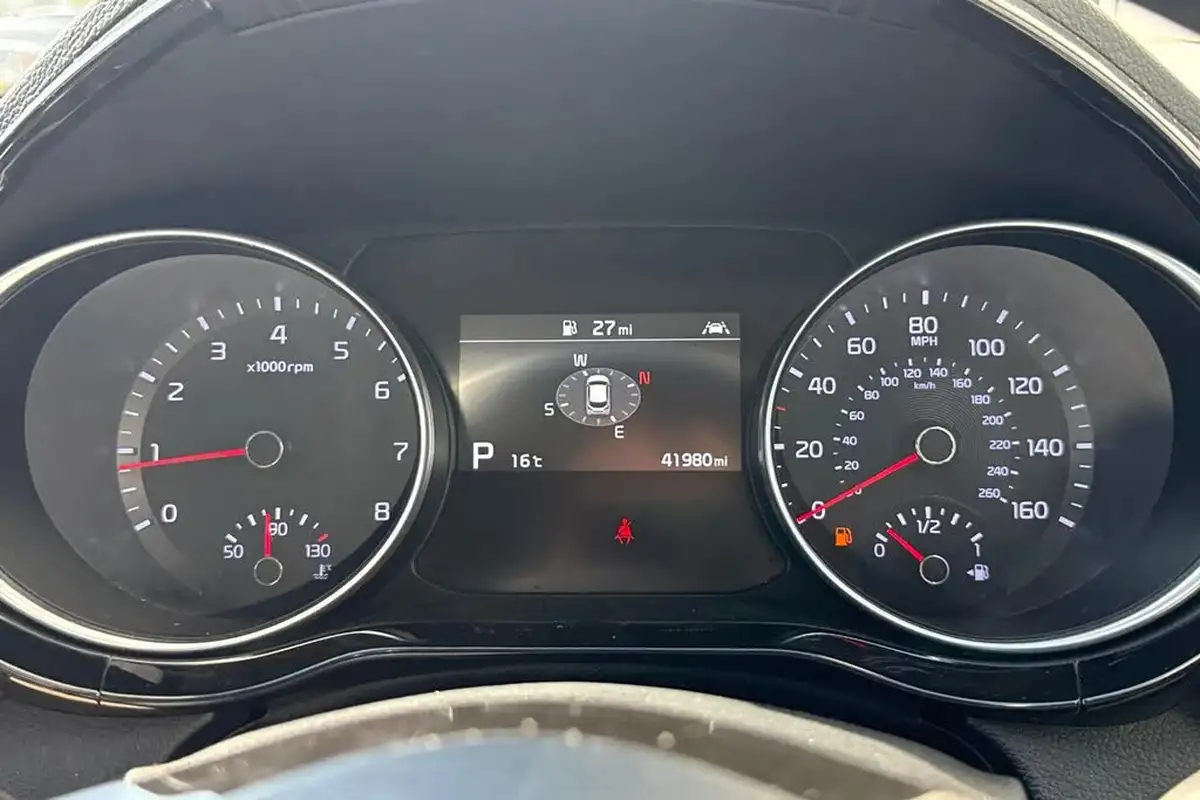 2021-kia-ceed-15-t-gdi-3-hatchback-dct-big-56