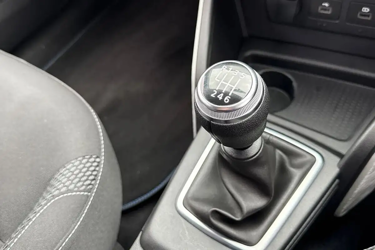 2022-dacia-duster-09-tce-prestige-big-53