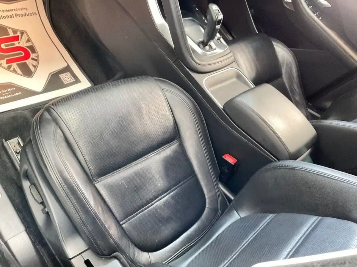 2019-jaguar-e-pace-20-i4d-s-awd-auto-big-26