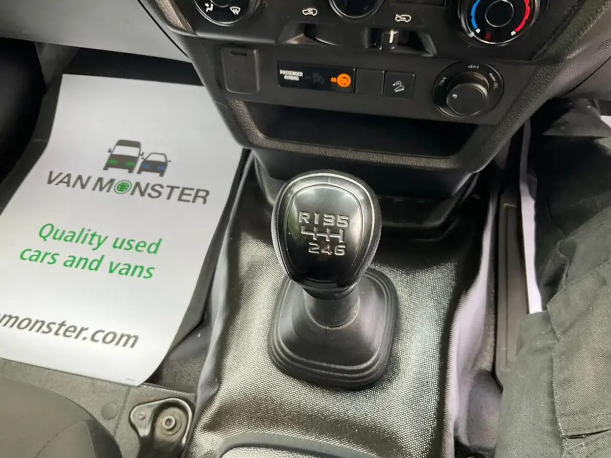 2021-isuzu-d-max-19td-utility-4x4-double-pickup-big-25
